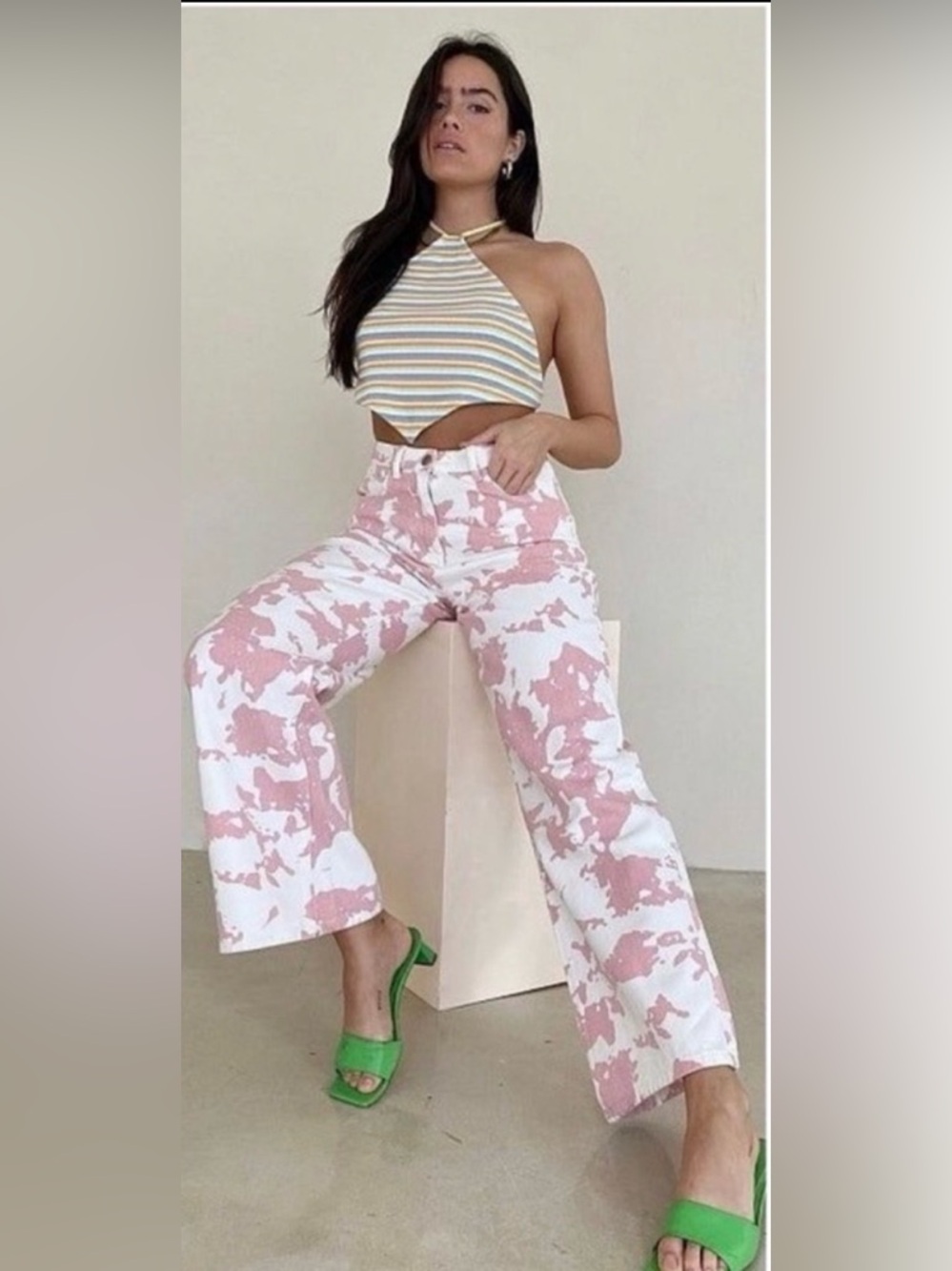 🩷LAST 2🩷New Pink Ivory Cow Print High Rise Wide Leg 4 Pocket Denim jeans